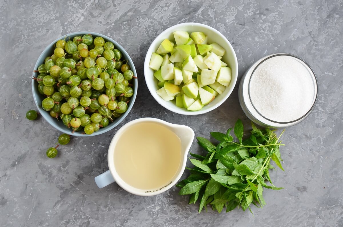 Ingridiens for Gooseberry, Apple & Mint Jelly