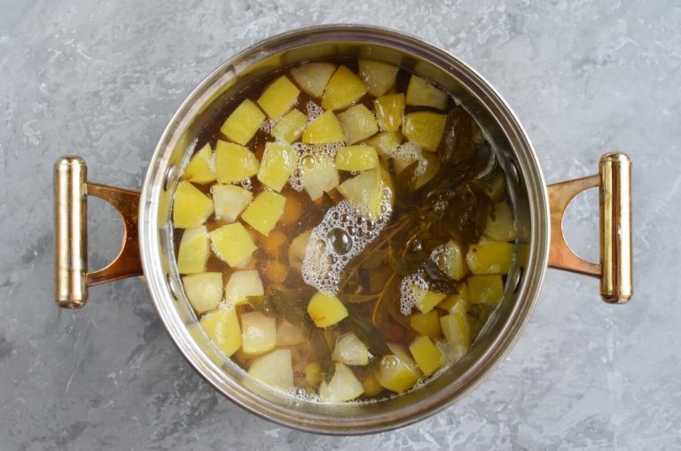 Step 2 - Gooseberry, Apple & Mint Jelly