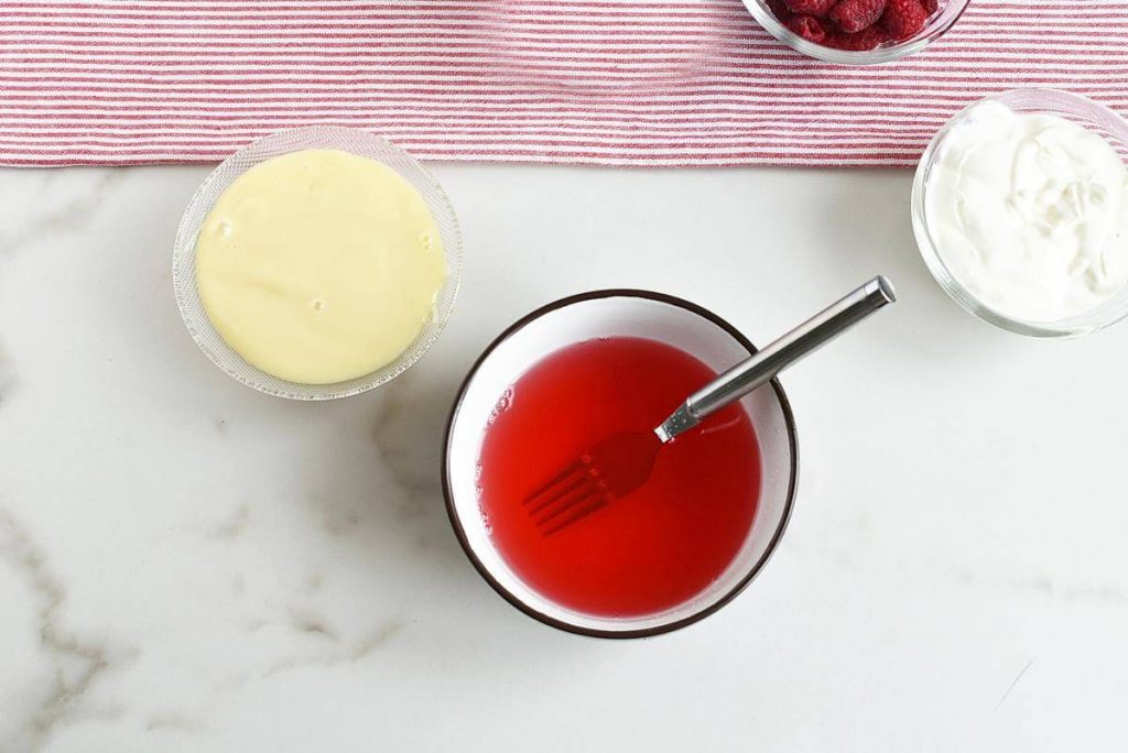 Greek Yogurt Raspberry Jello Dessert recipe - step 1
