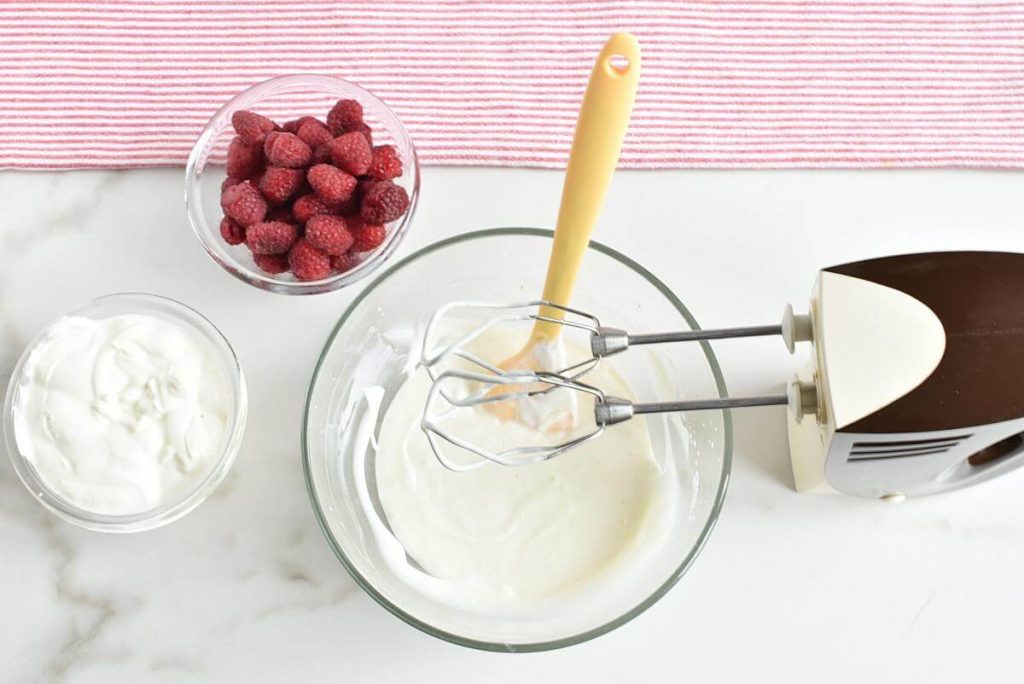 Greek Yogurt Raspberry Jello Dessert Recipe Cook.me Recipes