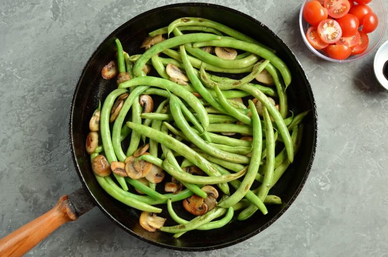 Step 2 - Haricots Verts with Cherry Tomatoes & Mushrooms