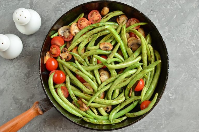Step 4 - Haricots Verts with Cherry Tomatoes & Mushrooms