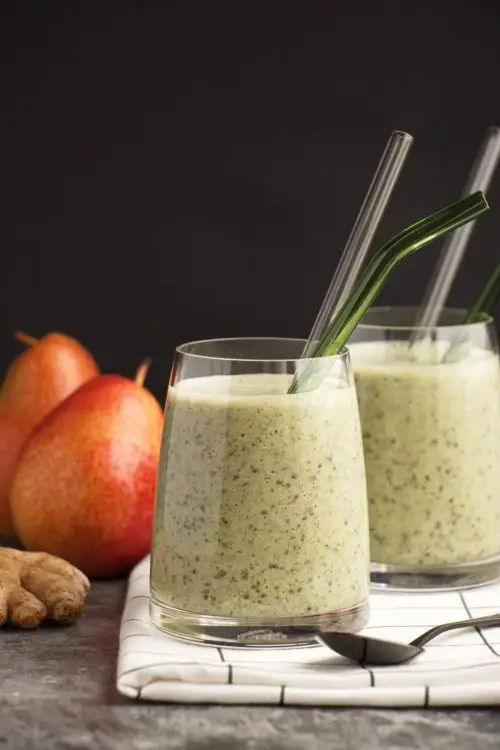 Healthy Pear Ginger Chia Smoothie