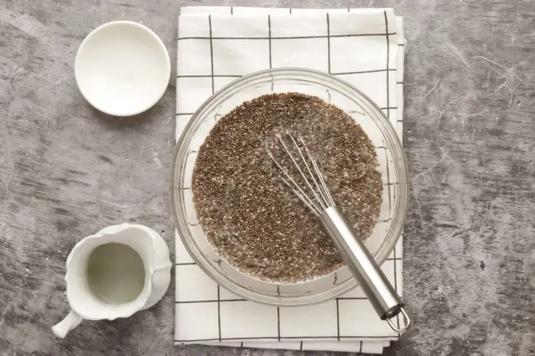 Step 1 - Healthy Pear Ginger Chia Smoothie