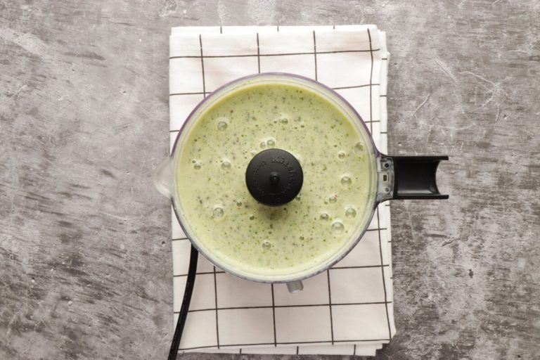 Step 4 - Healthy Pear Ginger Chia Smoothie