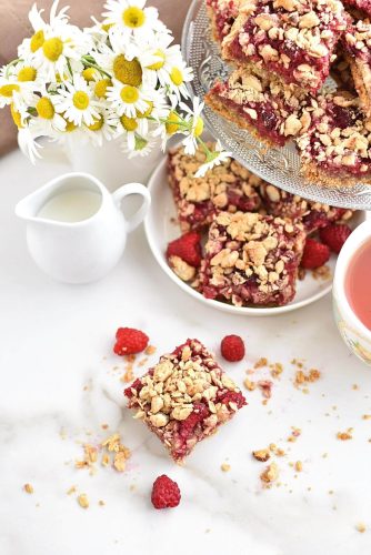 Raspberry Crumb Bars