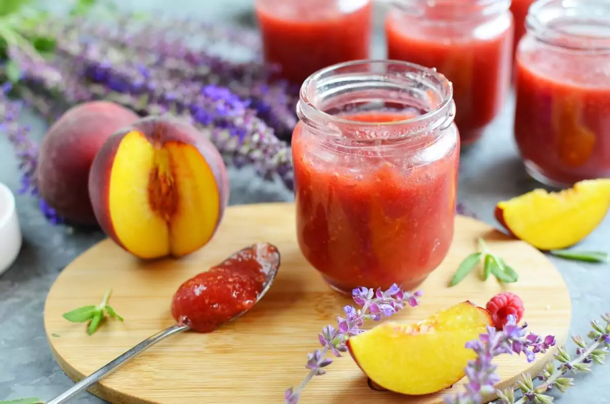 Raspberry Peach Freezer Jam