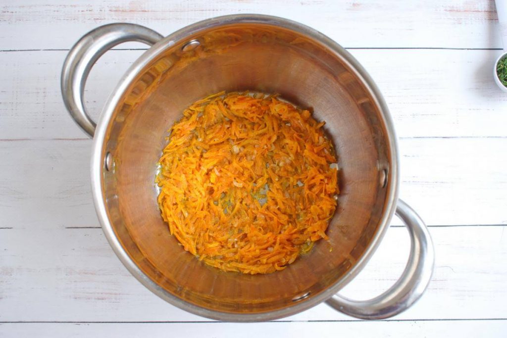 Russian Meatball Soup recipe - step 1