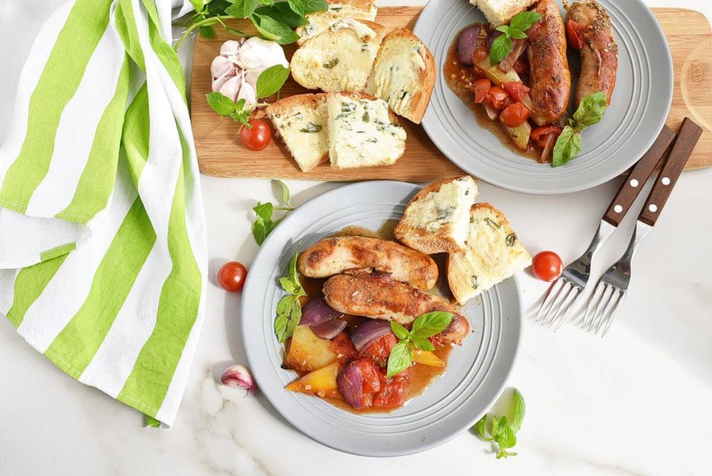 How to serve Sausage Casserole with Garlic Toasts