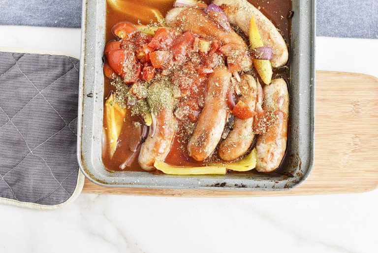 Sausage Casserole with Garlic Toasts Recipe Cook.me Recipes