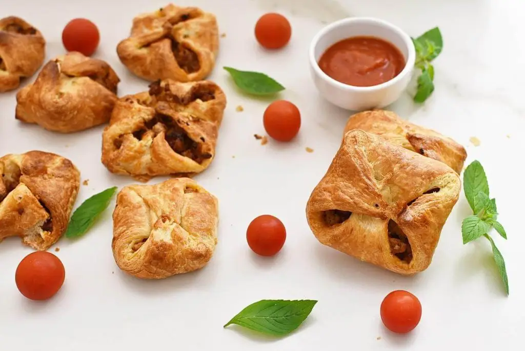 Sausage, Pepper & Onion Bundles