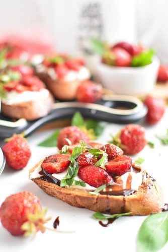 Strawberry Balsamic Bruschetta