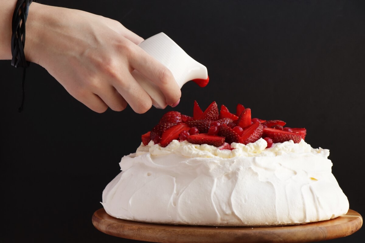 Strawberry Pavlova