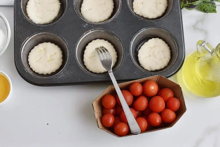 Step 3 - Tomato and Mozzarella Puffs