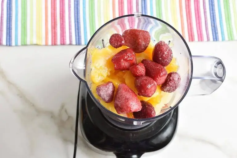 Step 1 - Tropical Carrot Smoothie