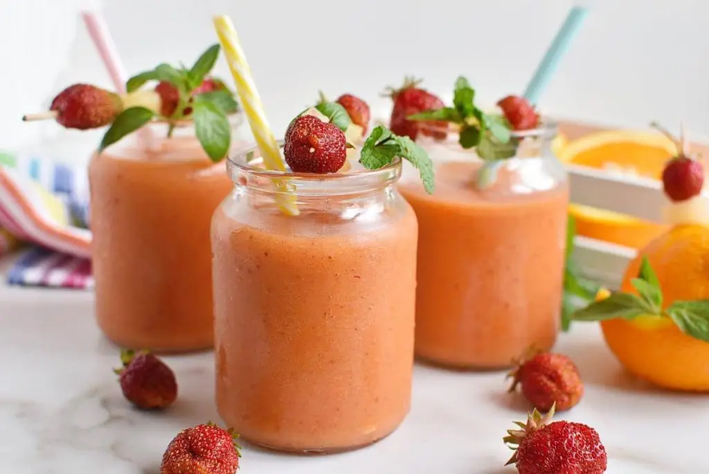 Tropical Carrot Smoothie