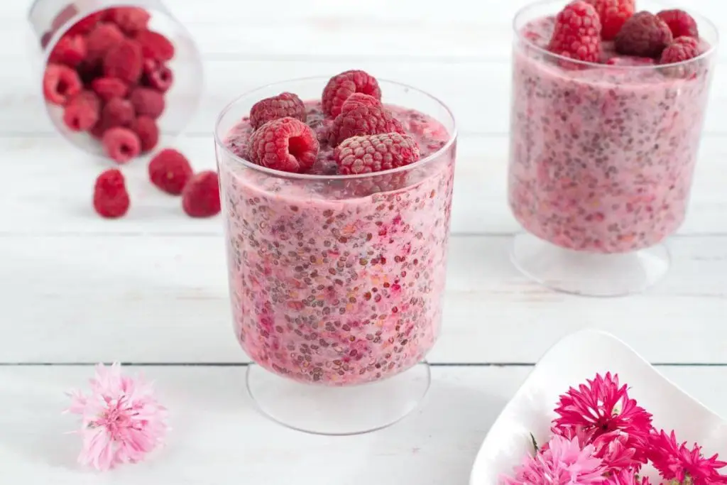 Vanilla Raspberry Chia Pudding