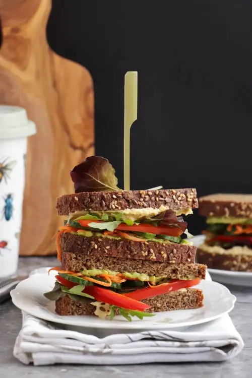Veggie & Hummus Sandwich