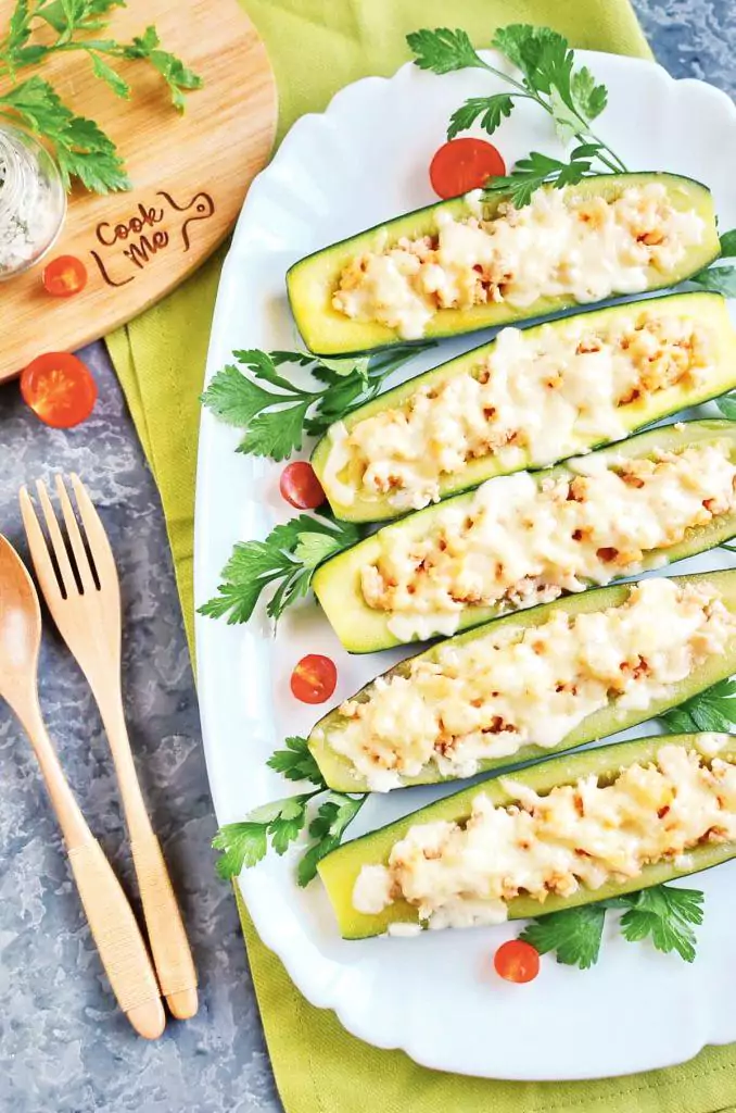 Buffalo Chicken Zucchini Boats