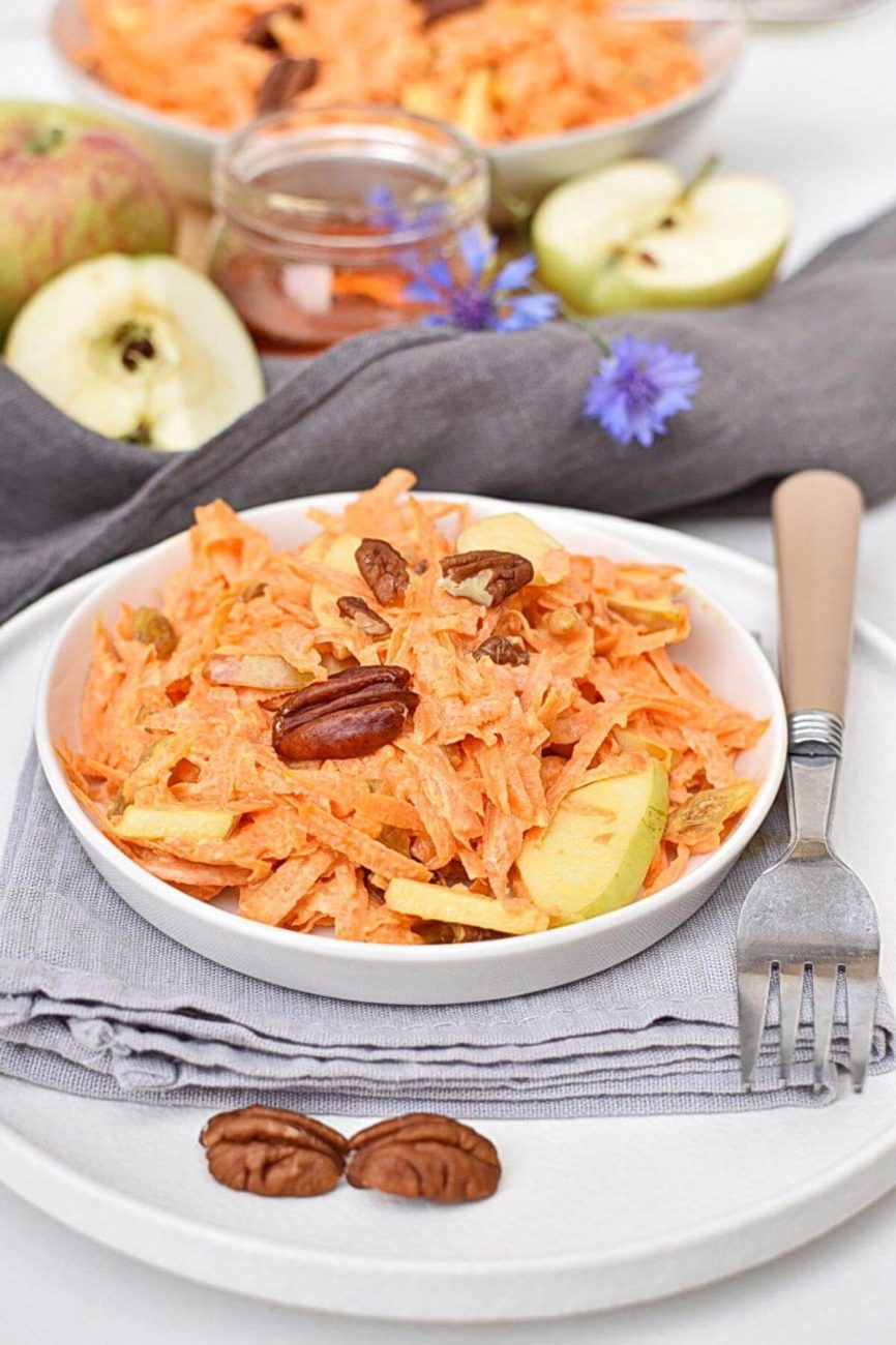 Carrot Apple Raisin Salad Recipe - Cook.me Recipes