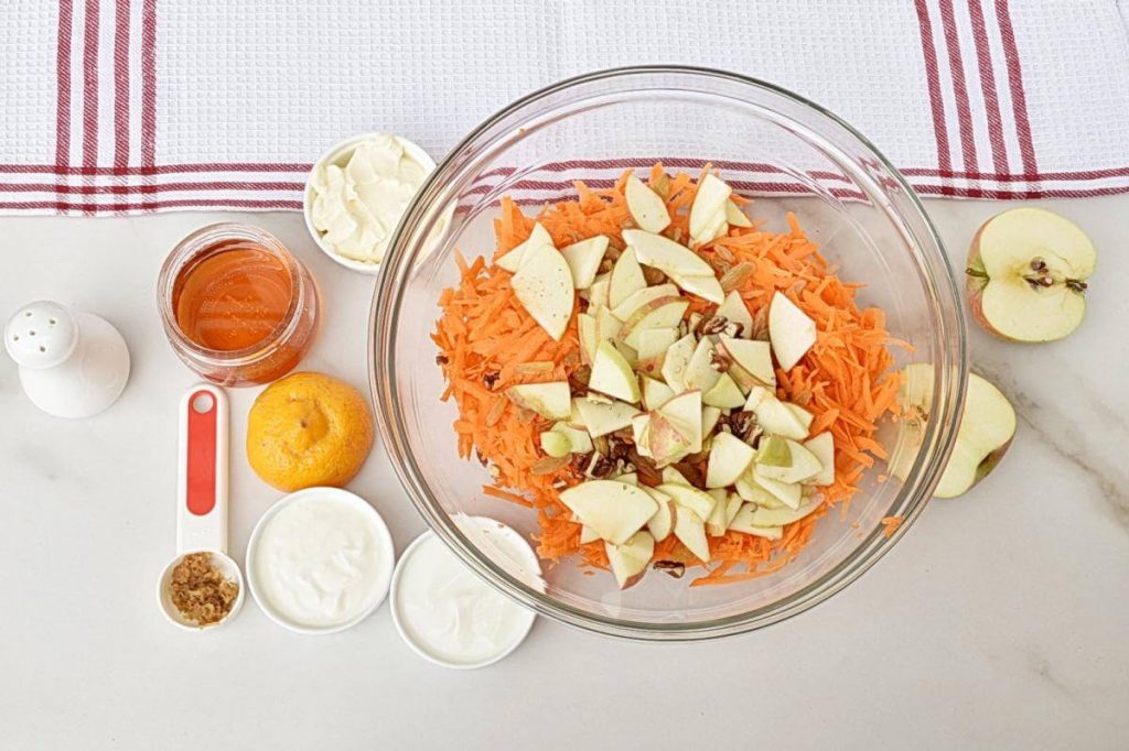 Carrot Apple Raisin Salad recipe - step 1