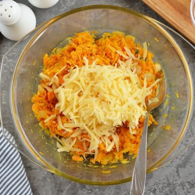 Cheesy Carrot Fritters recipe - step 5
