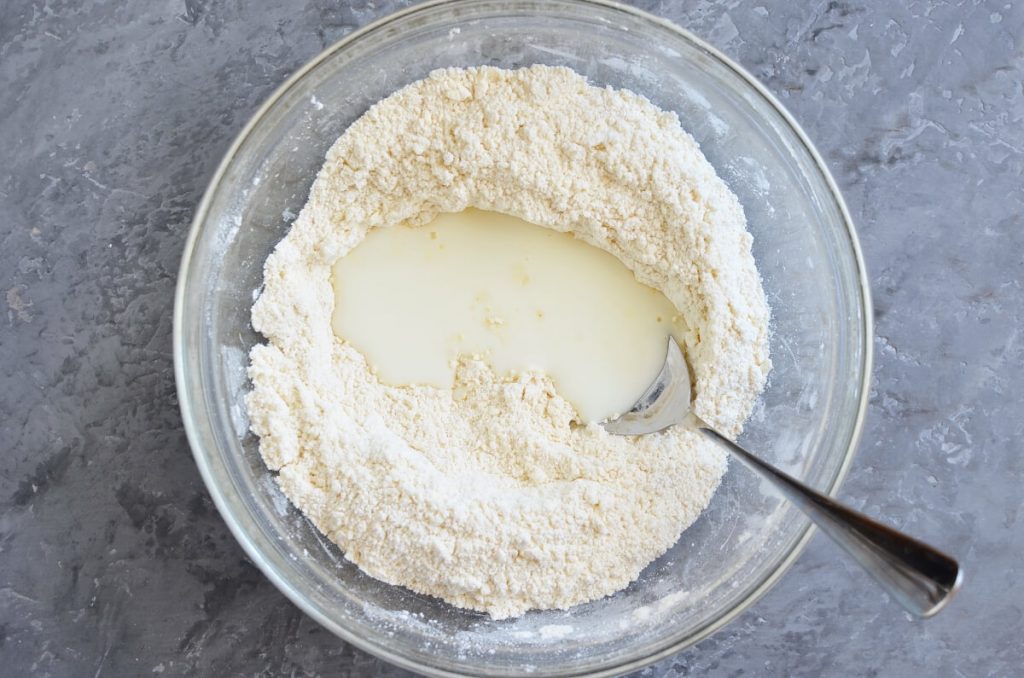 Garlic Cheese Bombs recipe - step 4