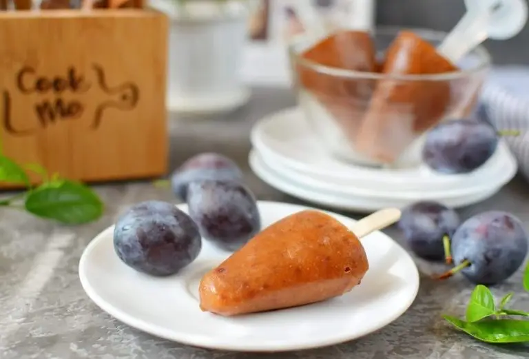 Step 5 - Homemade Plum Ice Pops