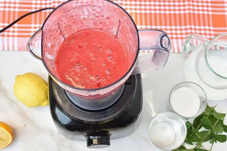 Step 1 - Homemade Raspberry Peach Lemonade