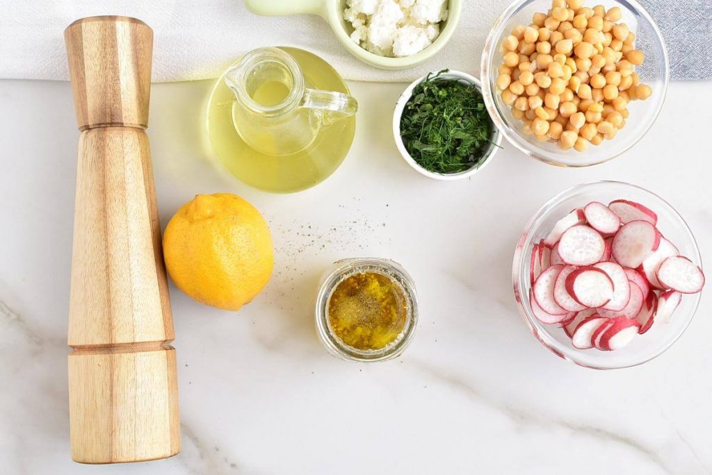 Lemony Lentil and Chickpea Salad recipe - step 2