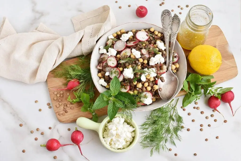 Lemony Lentil and Chickpea Salad