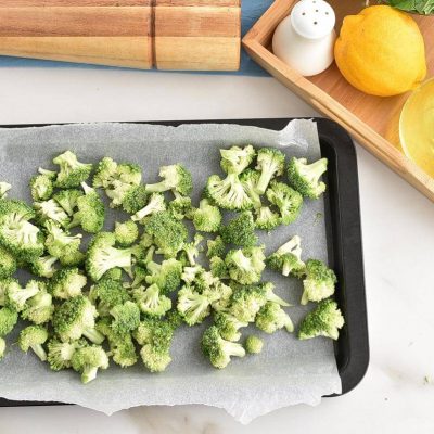 Lemony Roasted Broccoli, Arugula and Lentil Salad recipe - step 2
