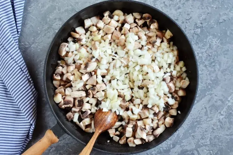 Mushroom Pie recipe - step 2