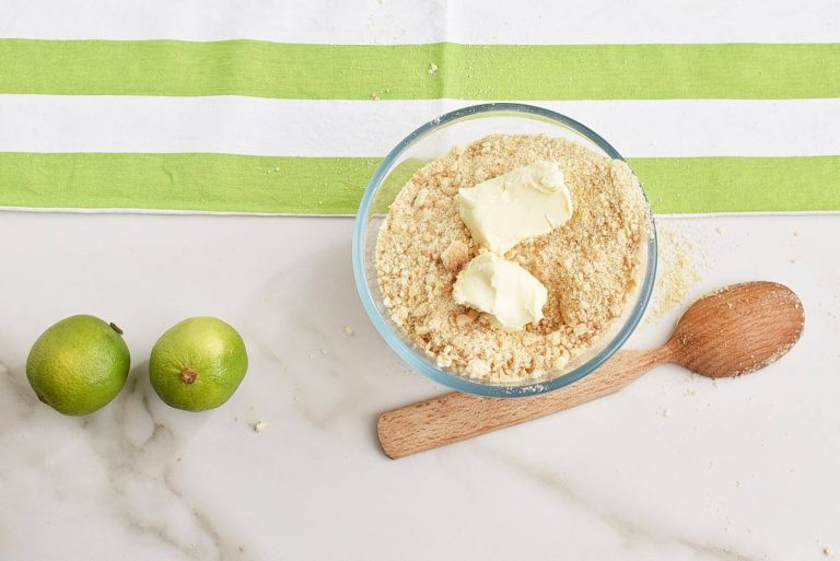 Step 2 - No Bake Key Lime Pie in a Jar