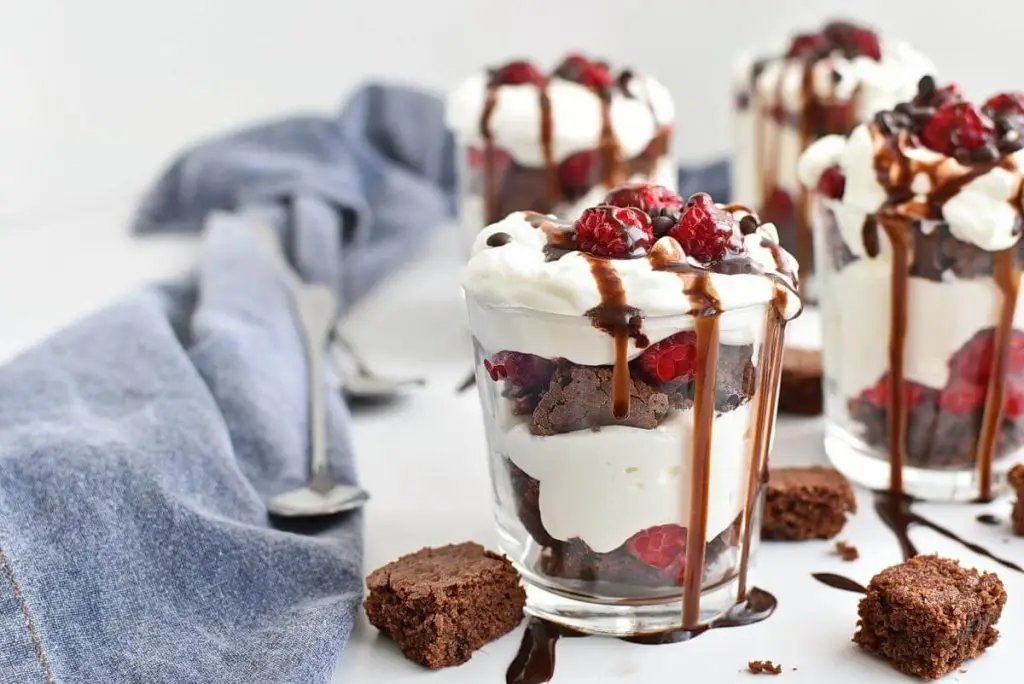 Raspberry Brownie Cheesecake Trifles