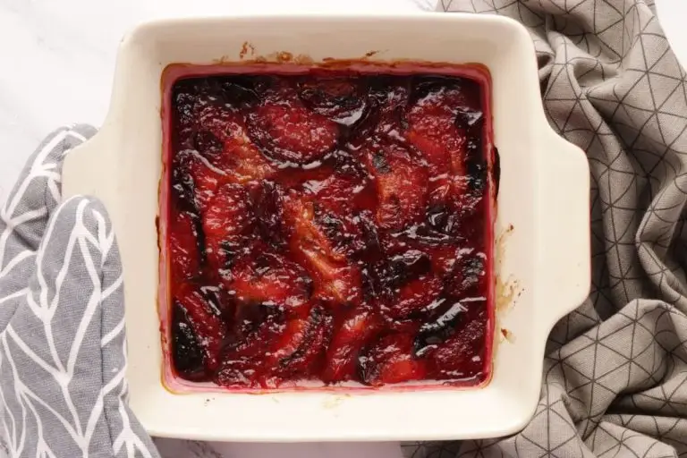 Roasted Plum Breakfast Parfaits recipe - step 3