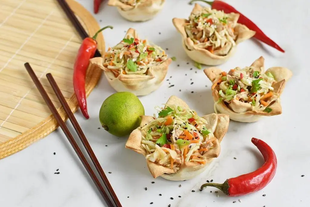 Thai Chicken Salad Wonton Cups