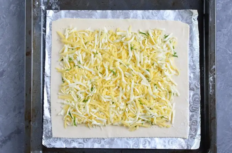 Step 2 - Tomato Tart with Three Cheeses