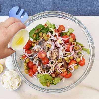 Tuscan Tuna and White Bean Salad recipe - step 2