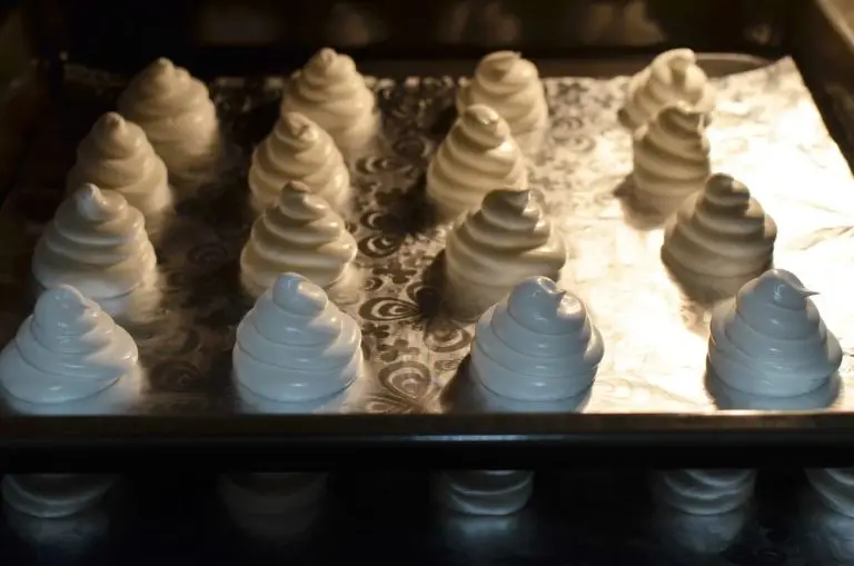 Step 7 - Almond Meringue Ghost Cookies