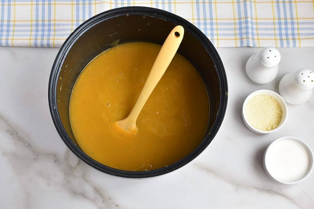 Creamy Butternut Squash Soup with Apple recipe - step 5