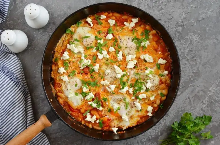 Step 6 - Easy Shakshuka with Feta