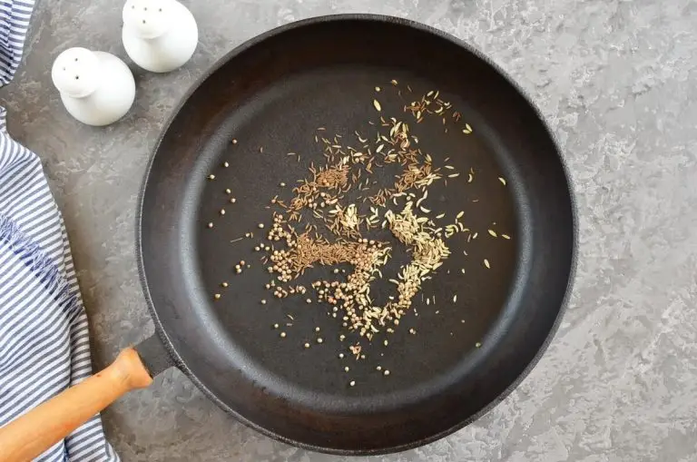 Step 1 - Easy Shakshuka with Feta