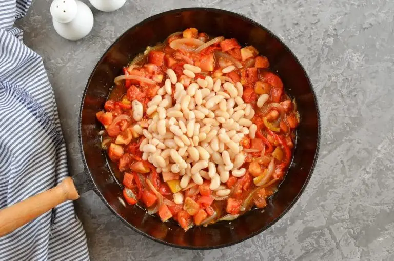 Step 4 - Easy Shakshuka with Feta