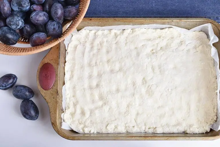 Step 5 - German Damson Plum Cake
