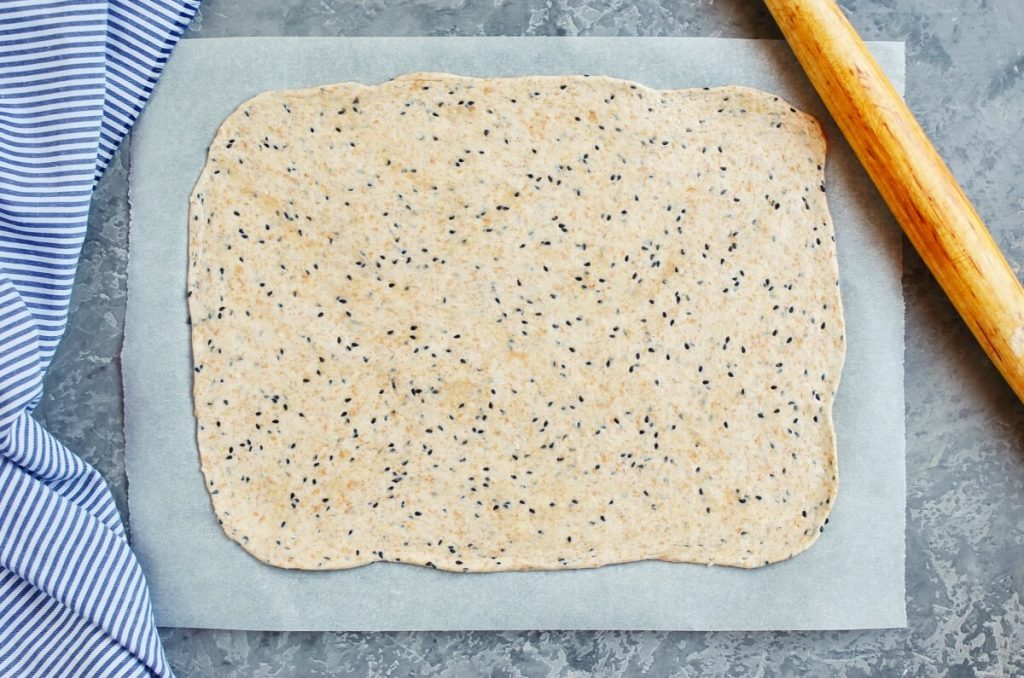 Homemade Whole Wheat Crackers recipe - step 4