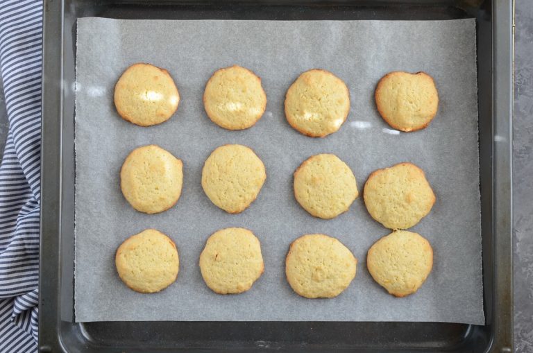 Step 6 - Lemon and Lime Cookie Crisps