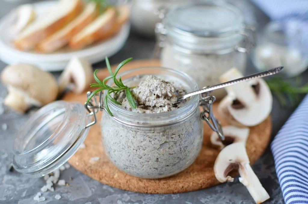 How to serve Mushroom Pâté