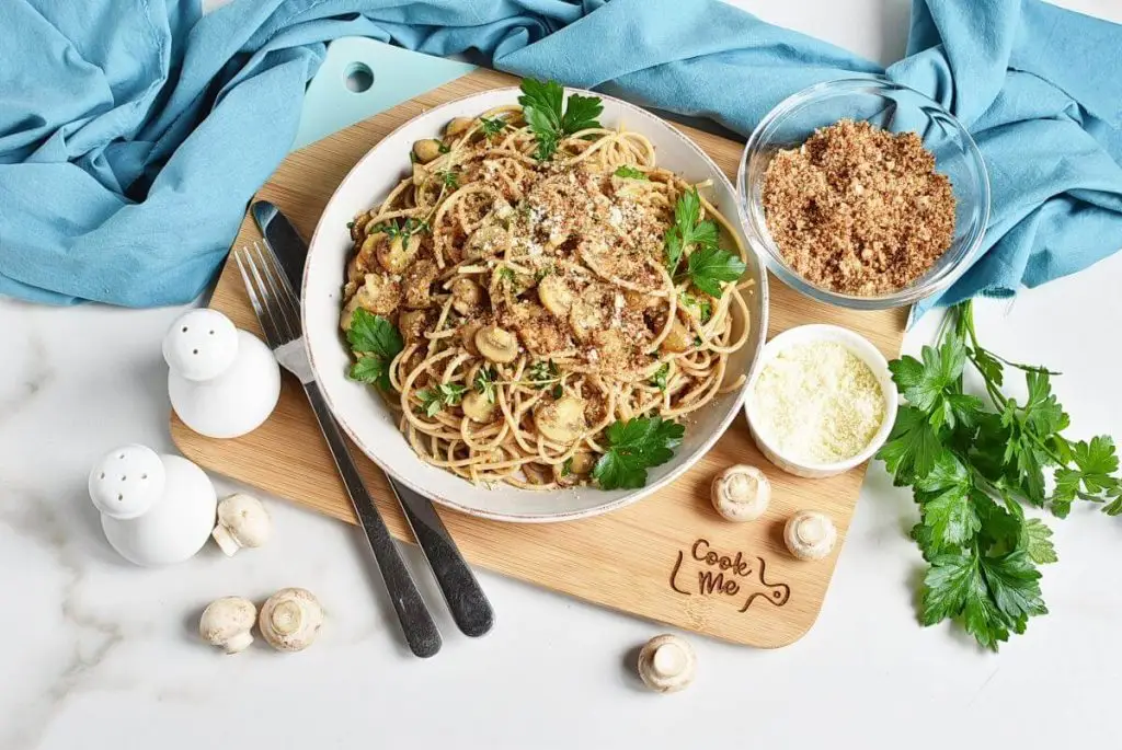 Mushroom and Thyme Butter Spelt Spaghetti