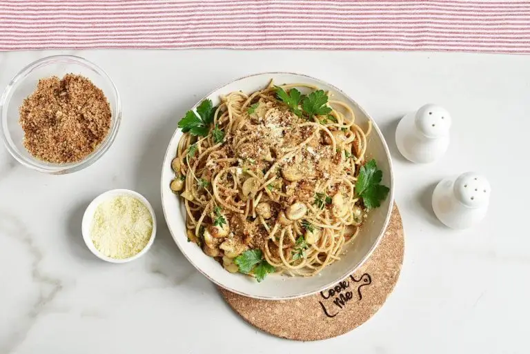 Step 7 - Mushroom and Thyme Butter Spelt Spaghetti